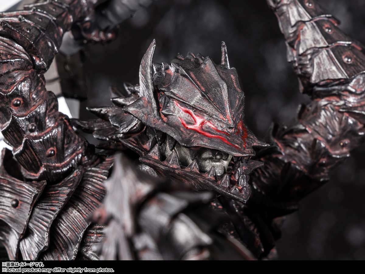 Guts Armadura Berserker - BERSERK - FiguartsZERO Toque Metálico 35cm
