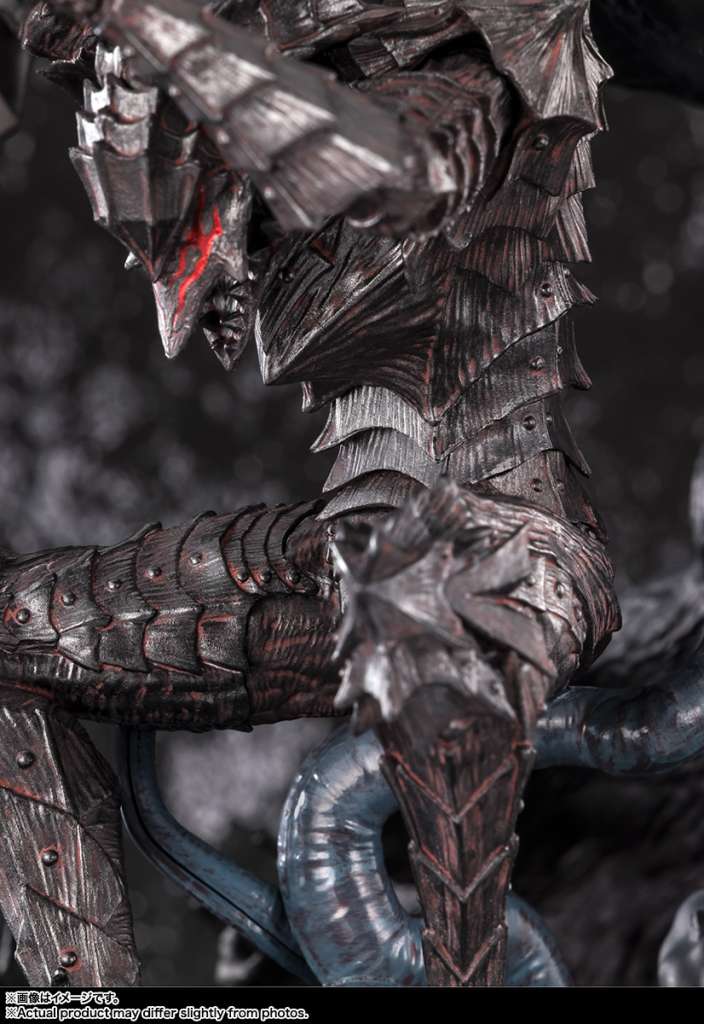 Guts Armadura Berserker - BERSERK - FiguartsZERO Toque Metálico 35cm