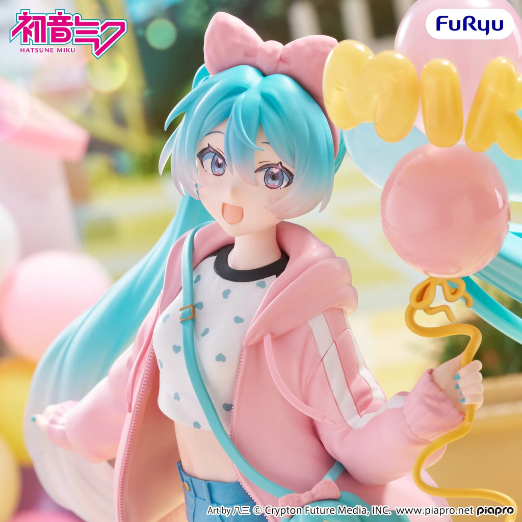 (PREORDINE) Hatsune Miku Theme Park Date (Muchute Statue) - HATSUNE MIKU - 19cm | Furyu