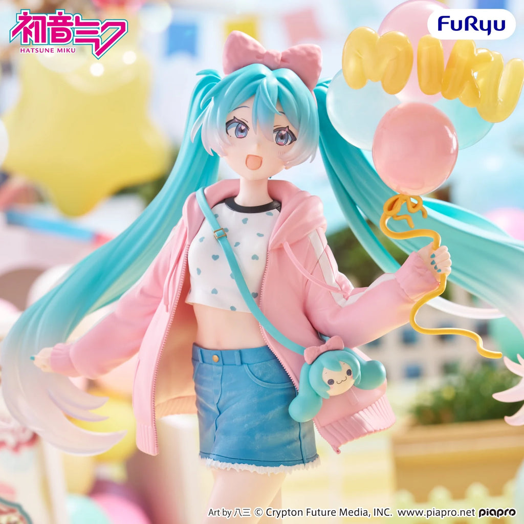 (PREORDINE) Hatsune Miku Theme Park Date (Muchute Statue) - HATSUNE MIKU - 19cm | Furyu
