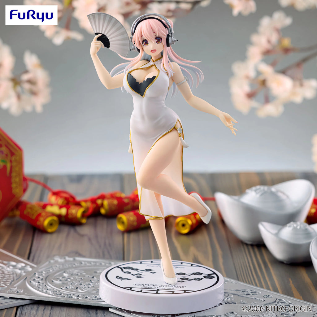 (Pre-pedido) Super Sonico (White China Dress Ver.) - SUPER SONICO - Trio-Try-It 21cm | FuRyu