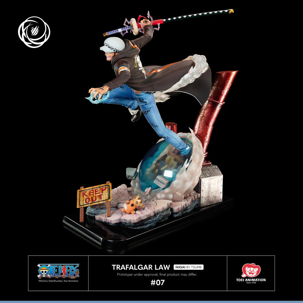 Trafalgar D. Water Law - ONE PIECE - 1/6 Polystone Statue - Tsume Art