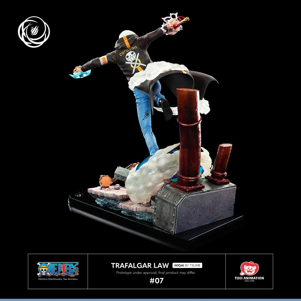 Trafalgar D. Water Law - ONE PIECE - 1/6 Polystone Statue - Tsume Art
