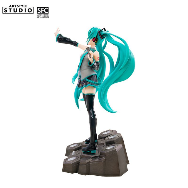 🎶Hatsune Miku by ABYstyle